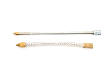 Flexibler und feststehender Ausgießer